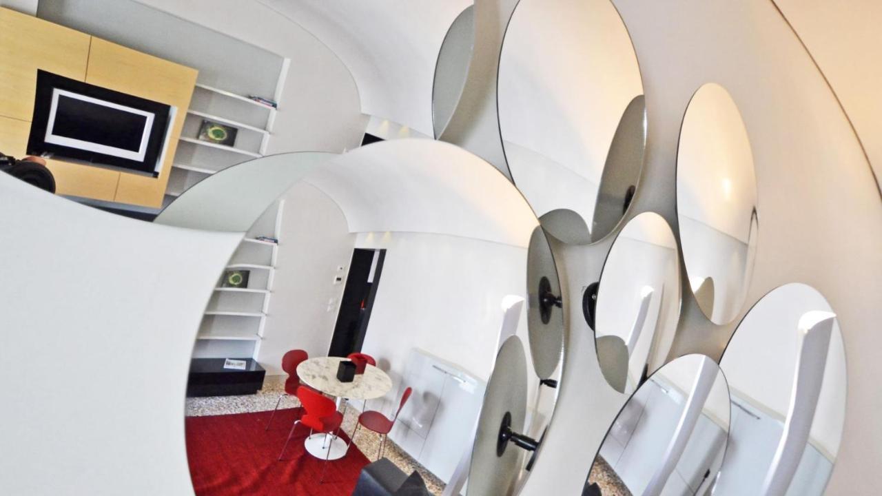 Ai Bareteri Luxury Canal View Venecia Exterior foto
