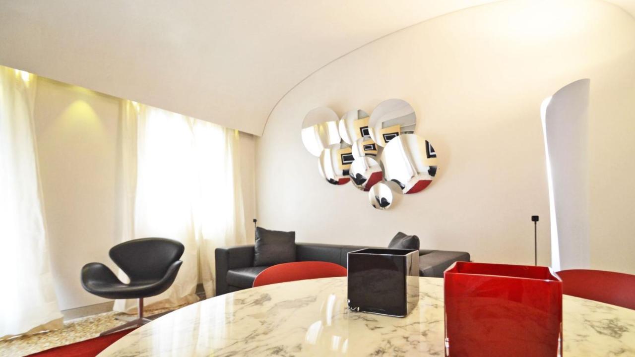 Ai Bareteri Luxury Canal View Venecia Exterior foto